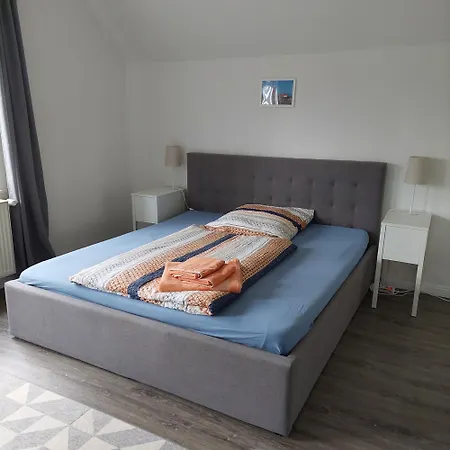 Zimmervermietung * Neumuenster